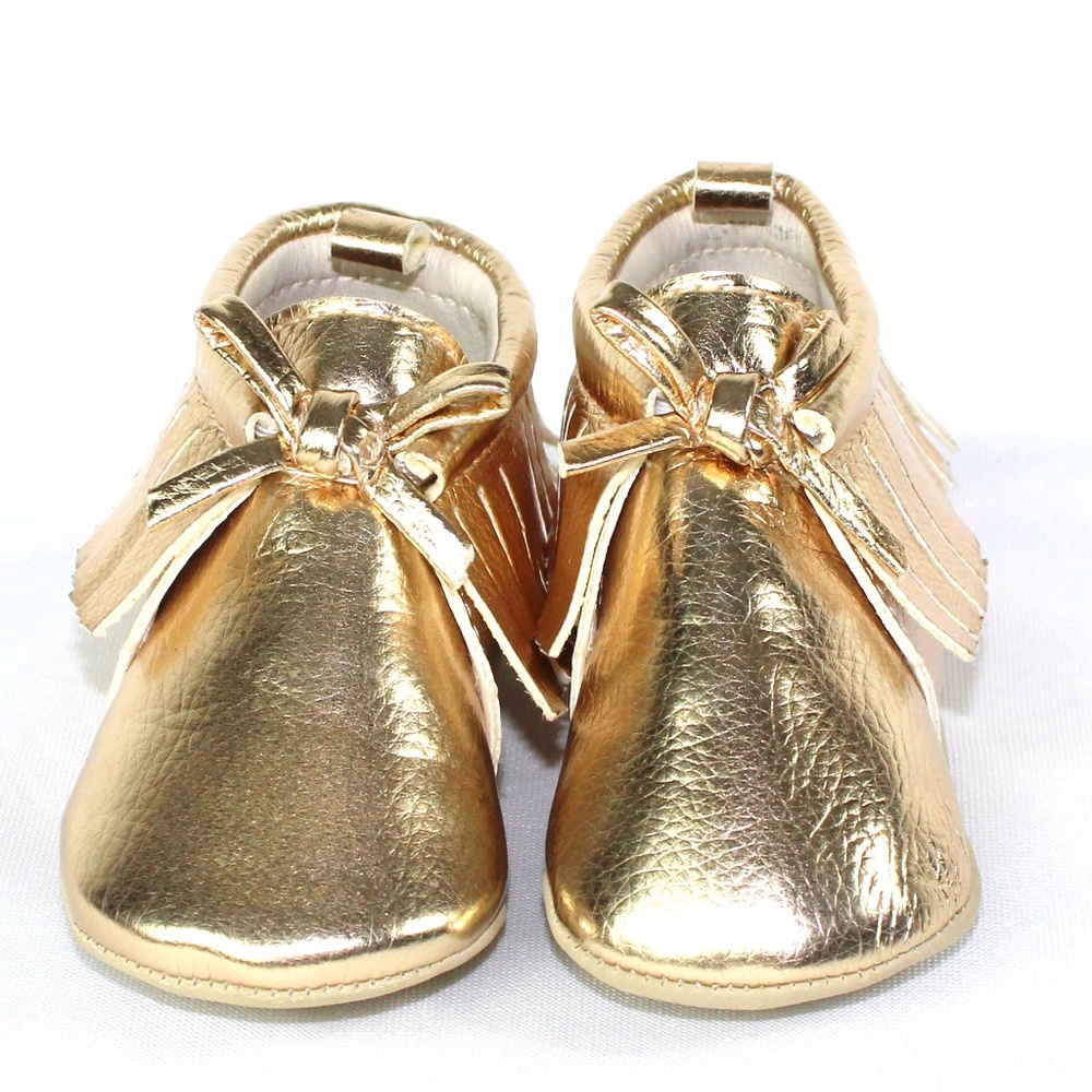Old Navy Gold Moccasins Size 6-12 Months - Picture 2 of 8